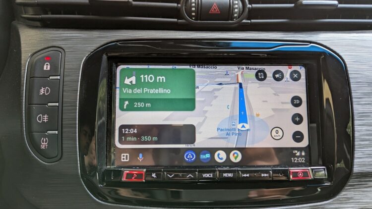 O Android Auto tem um novo candidato ao trono do Google Maps e relata bem os radares de velocidade